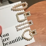 여자 우아한 기하학 진주 머리핀 한국어 스타일 헤어 클립 합금 바레트 여자 헤어 액세서리 헤어 그립 모자를 쓰고 있죠 - 이미지 6