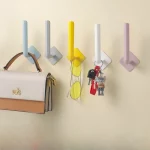 1PC 주방 셀프 접착 액세서리 캐비닛 종이 롤 랙 수건 홀더 조직 걸이 욕실 화장실 보관함 - 이미지 2