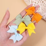 10 개/대 어린이를위한 솔리드 컬러 머리핀 Grosgrain 리본 활 헤어 클립 부티크 수제 모자를 쓰고 있죠 소녀 아기 헤어 액세서리 - 이미지 6