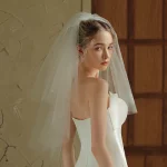 V378 짧은 흰색 두 레이어 부드러운 얇은 명주 그물 웨딩 베일 신부 수제 신부 머리 빗으로 머리 장식 베일이 될 수 있습니다 - 이미지 3