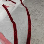 맞춤형 부르고뉴 리본 가장자리 화이트/아이보리 Tulle 짧은 웨딩 베일 블러셔 2단 짧은 신부 베일 빗 포함 - 이미지 6