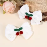 2Pcs Kawaii 흰색 체리 활 헤어 클립 여자를위한 꽃 자수 머리핀 어린이 일일 헤어핀 머리 장식 헤어 액세서리 - 이미지 2