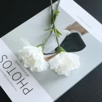 1/3pcs 인공 꽃 실크 카네이션 홈 웨딩 신부 부케 축제 테이블 장식 정원 DIY 선물 사탕 상자 Diy 스크랩북 - 이미지 2