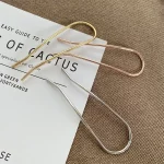 새로운 트렌디 한 간단한 금속 헤어 스틱 기하학 U 모양 포크 머리핀 모자를 쓰고 있죠 액세서리 여성용 데일리웨어 - 이미지 6